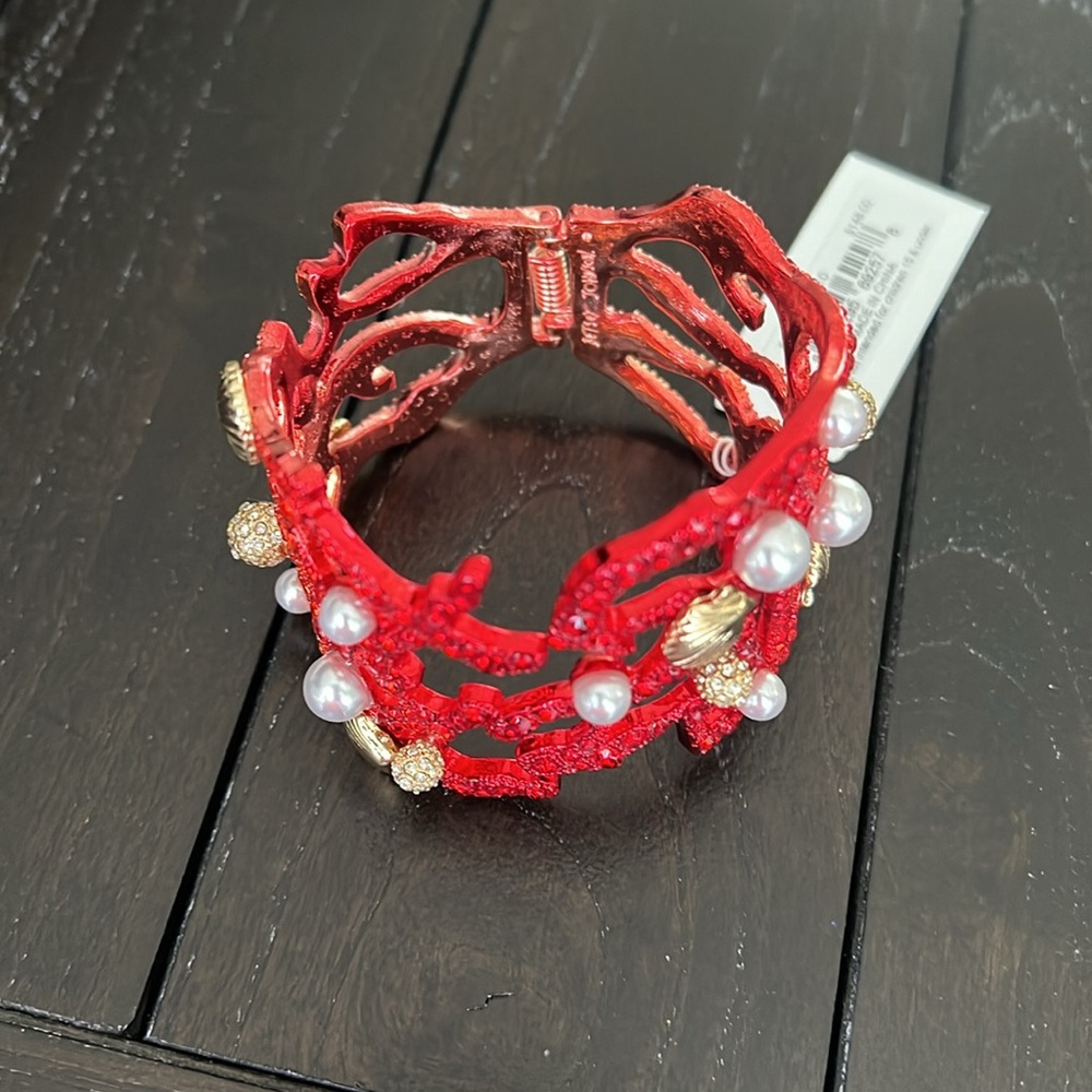 Betsey Johnson Jewelry Set - Picture 9 of 13